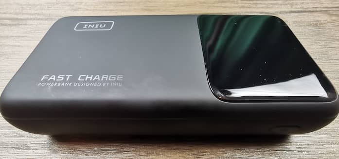 INIU 25000mAh side