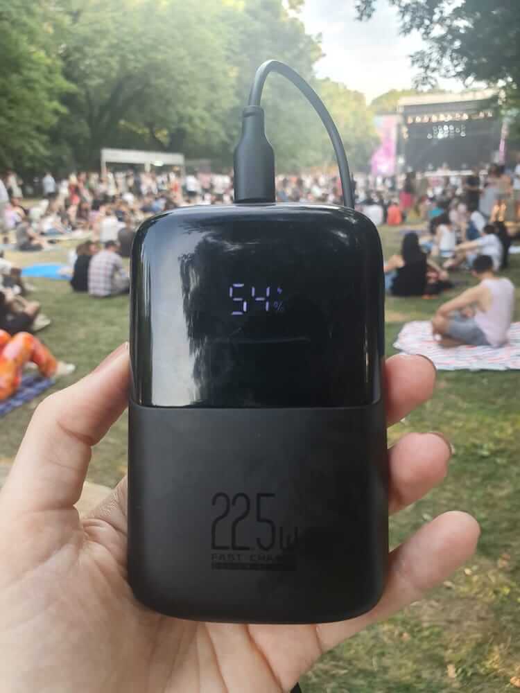 Iniu Power Bank Music Festival